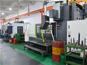 Large CNC Machining Center